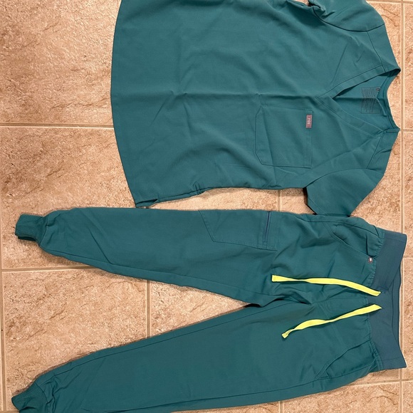 Figs Cactus Scrub Set xxsp wore once - Picture 1 of 1